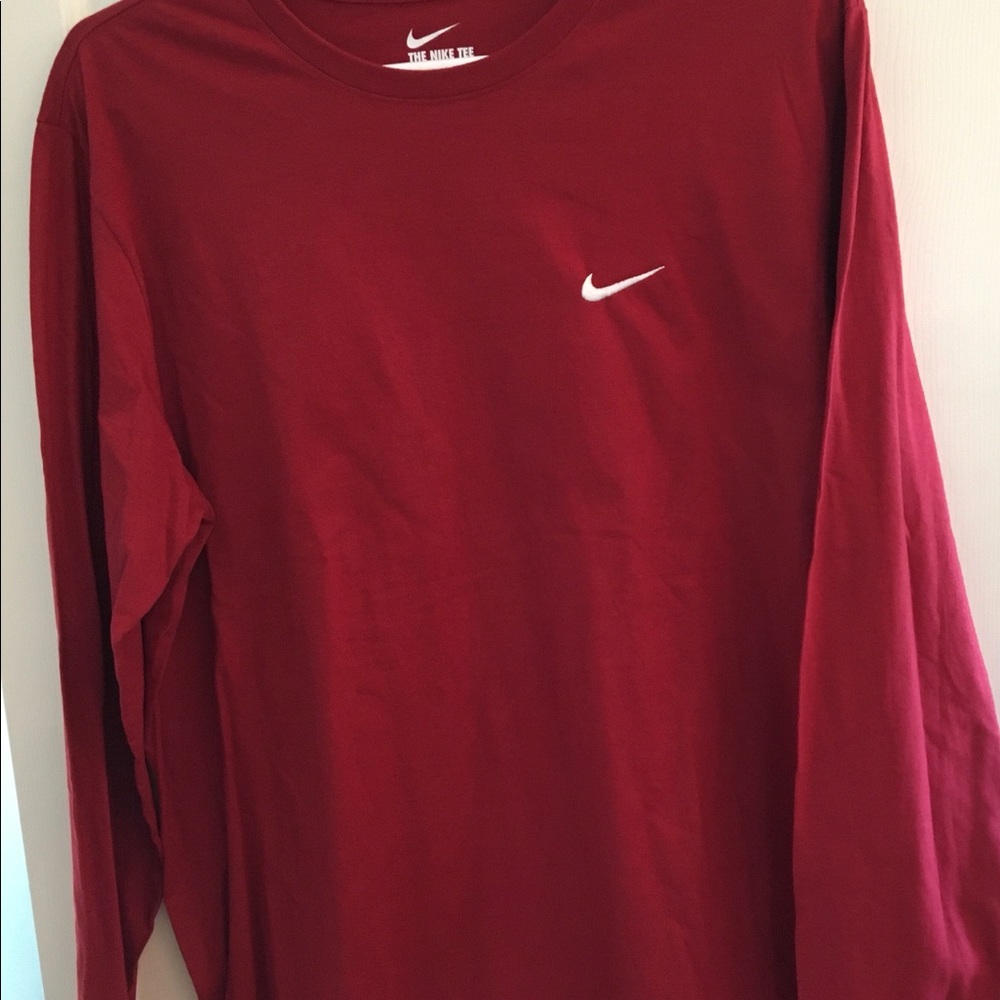 Nike XXL long sleeved t shirt NWT